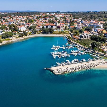 Near The Beach Pula Exterior foto