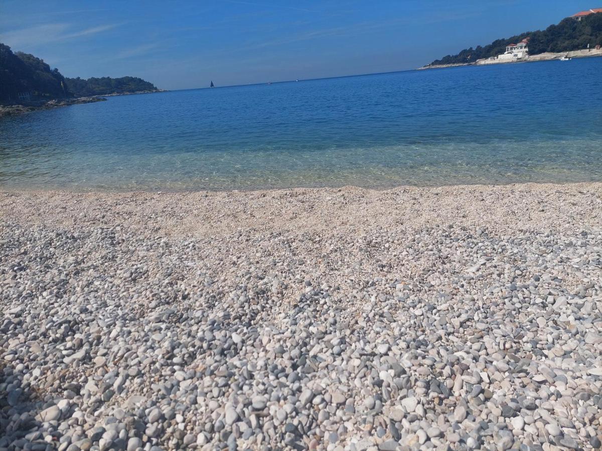 Near The Beach Pula Exterior foto